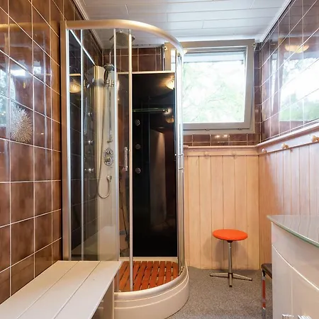Tatil Evi Spacious In Robertville With Swimming Pool *