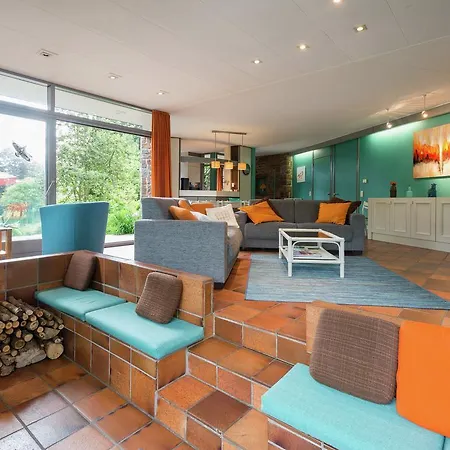 Spacious In Robertville With Swimming Pool Tatil Evi